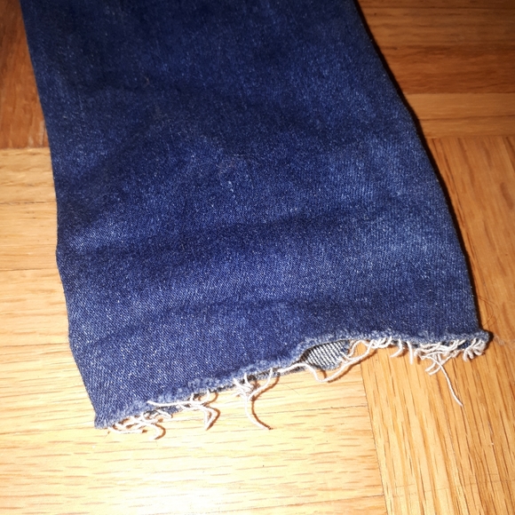 AE Ripped Jeans - Picture 5 of 5